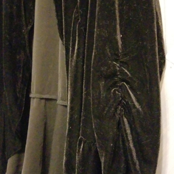 Velour black, beautiful addition to your closet! - Picture 2 of 4